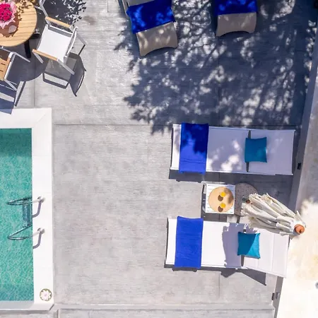 Soso's Garden House With Pool *